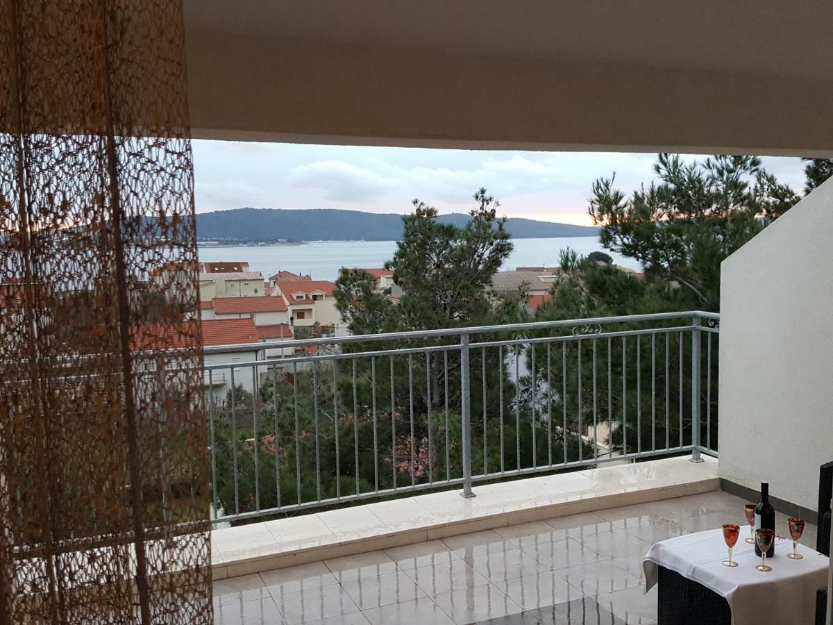 Petrovic K.Sucurac Apartment Kastela Exterior photo